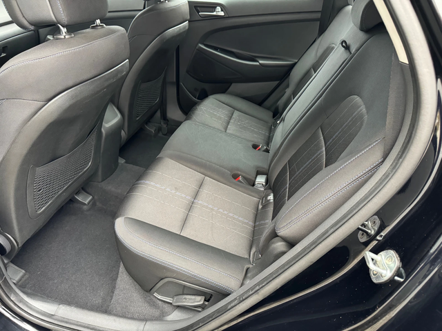 Hyundai Tucson 1, 7crdi 116ps, 6ck, темпо, мулти, борд, клима, 6b - автомобили, коли, обяви за нови и употребявани 13