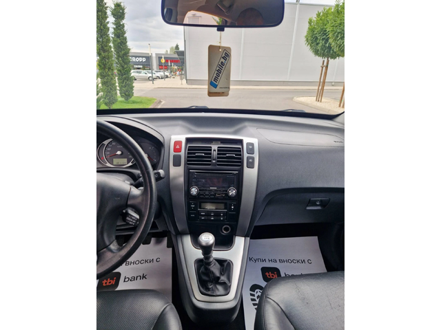 Hyundai Tucson 2.0 / 136 к.с. - автомобили, коли, обяви за нови и употребявани 11