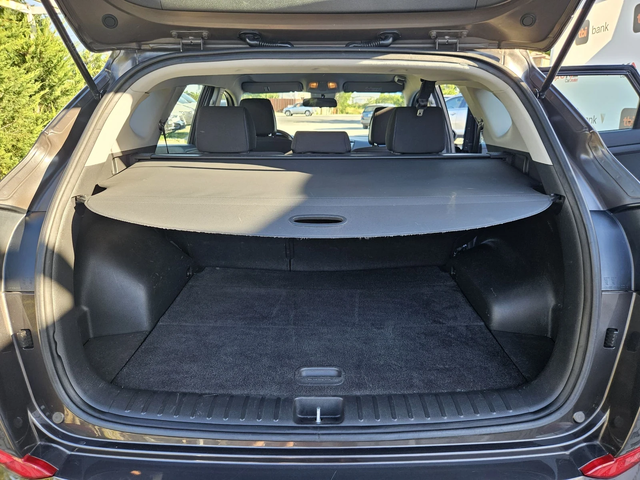 Hyundai Tucson 1.7CRDI-116kc= 149.000km= 6СКОРОСТИ= СЕРВИЗНА ИСТО - автомобили, коли, обяви за нови и употребявани 8