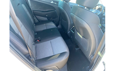 Hyundai Tucson 1.6 CRDI - автомобили, коли, обяви за нови и употребявани 13