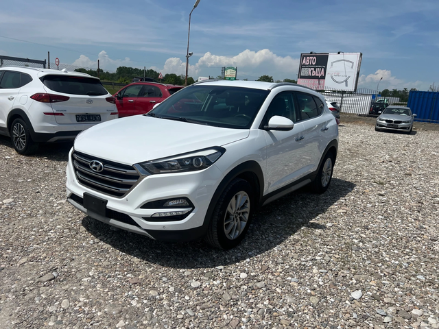 Hyundai Tucson 1.7 CRDI X POSIBLE - автомобили, коли, обяви за нови и употребявани 0