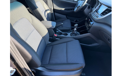 Hyundai Tucson 1.7 CRDI X POSIBLE - автомобили, коли, обяви за нови и употребявани 10