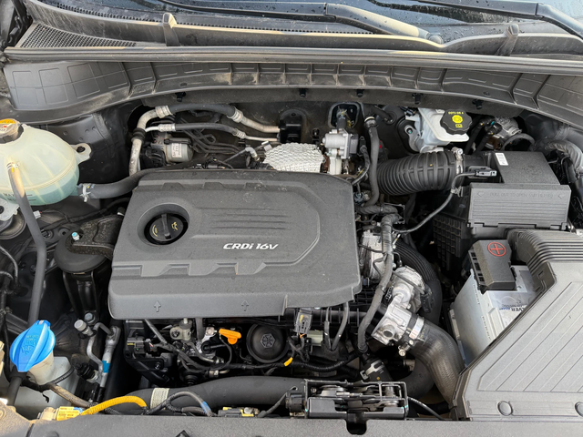 Hyundai Tucson 1.7 CRDI X POSIBLE - автомобили, коли, обяви за нови и употребявани 14