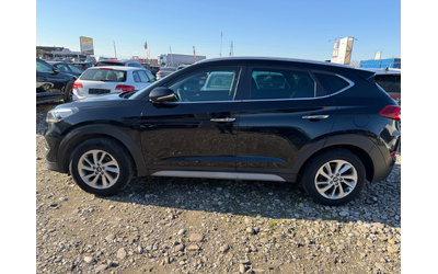 Hyundai Tucson 1.7 CRDI X POSIBLE - автомобили, коли, обяви за нови и употребявани 7