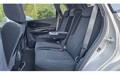 Hyundai Tucson 2.0 Crdi FACELIFT/6skorosti/Klimatik - автомобили, коли, обяви за нови и употребявани 13