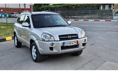 Hyundai Tucson 2.0 Crdi FACELIFT/6skorosti/Klimatik - автомобили, коли, обяви за нови и употребявани 8