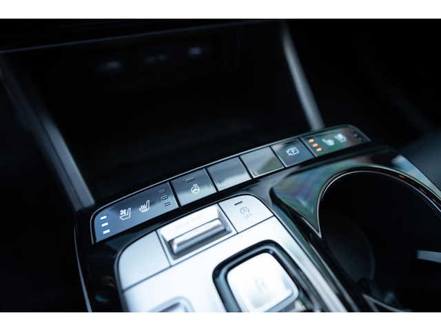 Hyundai Tucson 2.0CRDi | TОП СЪСТОЯНИЕ | 34000KM - автомобили, коли, обяви за нови и употребявани 9