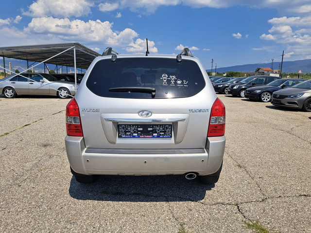 Hyundai Tucson 2, 0i  g-pl - автомобили, коли, обяви за нови и употребявани 5