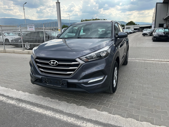 Hyundai Tucson 1.7 Diesel 76000 км!! - автомобили, коли, обяви за нови и употребявани 1