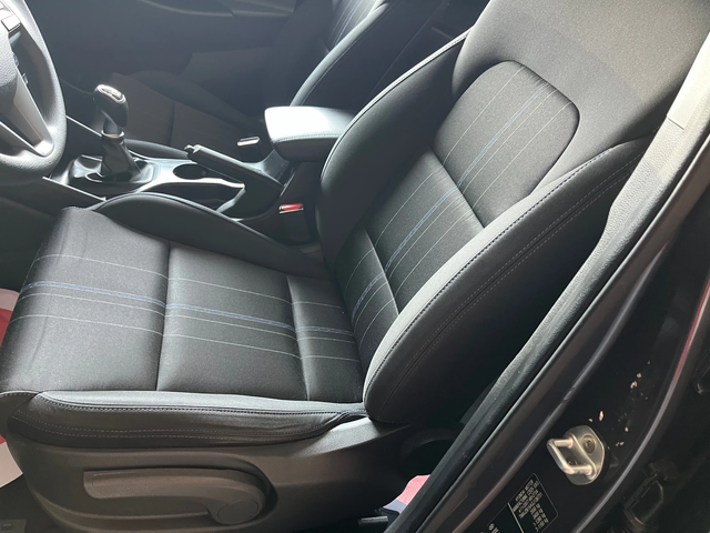 Hyundai Tucson 1.7 Diesel 76000 км!! - автомобили, коли, обяви за нови и употребявани 6