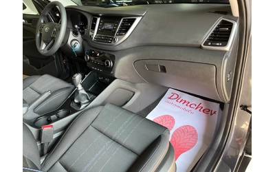 Hyundai Tucson 1.7 Diesel 76000 км!! - автомобили, коли, обяви за нови и употребявани 9