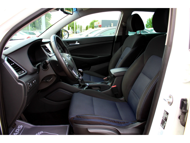 Hyundai Tucson 1.7CRDi СОБСТВЕН ЛИЗИНГ/KEYLESS GO/ЕВРО 6В - автомобили, коли, обяви за нови и употребявани 9