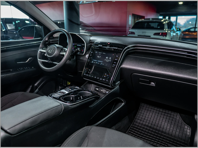 Hyundai Tucson Hyundai Tucson  - автомобили, коли, обяви за нови и употребявани 29