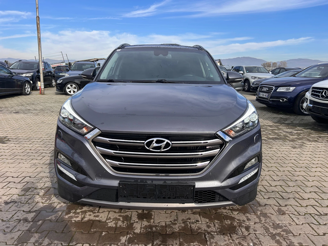 Hyundai Tucson 2.0CRDI 4WD AVTOMAT/NAVI/KAMERA/KOJA/PANORAMA FULL - автомобили, коли, обяви за нови и употребявани 2