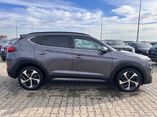 Hyundai Tucson 2.0CRDI 4WD AVTOMAT/NAVI/KAMERA/KOJA/PANORAMA FULL - автомобили, коли, обяви за нови и употребявани 4