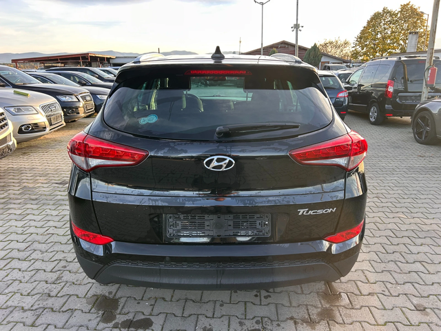 Hyundai Tucson 1.7CRDI NAVI/KAMERA EURO 6 - автомобили, коли, обяви за нови и употребявани 6