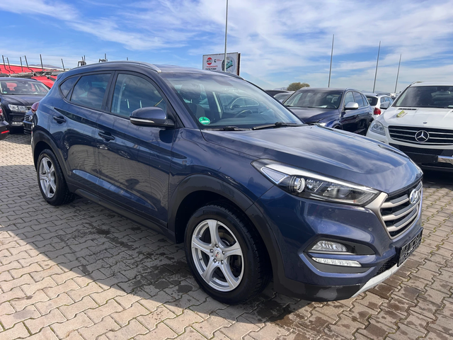 Hyundai Tucson 1.6TGI 4WD AVTOMAT/NAVI/KAMERA EURO - автомобили, коли, обяви за нови и употребявани 3