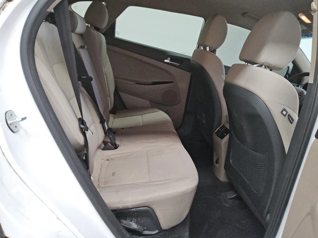 Hyundai Tucson LIMITED* - автомобили, коли, обяви за нови и употребявани 9