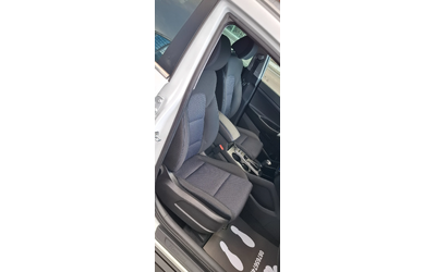 Hyundai Tucson 2.0 184kc Automat Line asist DistronicXenon Led - автомобили, коли, обяви за нови и употребявани 8