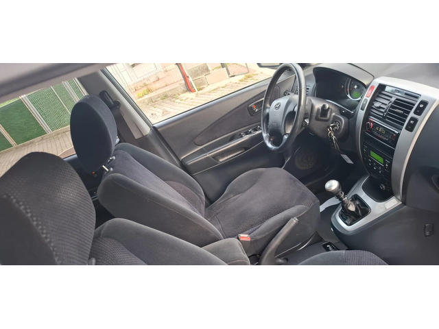 Hyundai Tucson 2.0crdi 141kc 4х4 6скорости - автомобили, коли, обяви за нови и употребявани 7