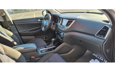 Hyundai Tucson 2.0 Awd 184kc Line  Xenon Led Aвтоматик!! - автомобили, коли, обяви за нови и употребявани 9