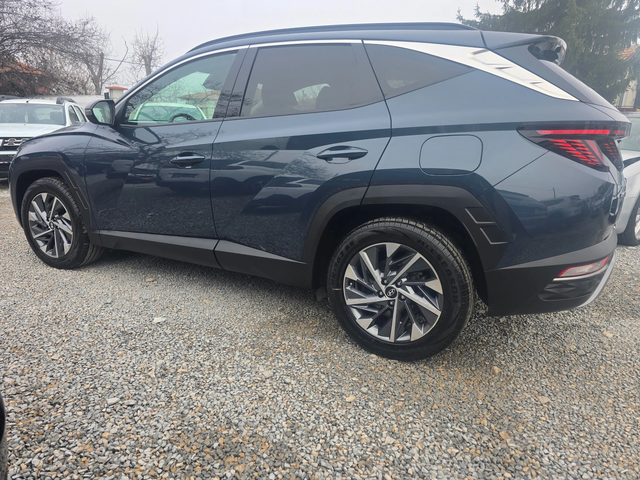 Hyundai Tucson 1.6GRDI-FACE-ЕВРО 6В-НАВИ-6СКОРОСТИ - автомобили, коли, обяви за нови и употребявани 2