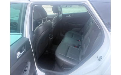 Hyundai Tucson 2.0 CRDI 4x4 - автомобили, коли, обяви за нови и употребявани 11