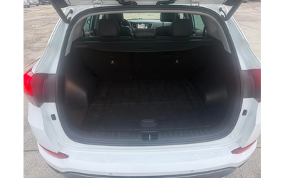 Hyundai Tucson 2.0 CRDI 4x4 - автомобили, коли, обяви за нови и употребявани 15