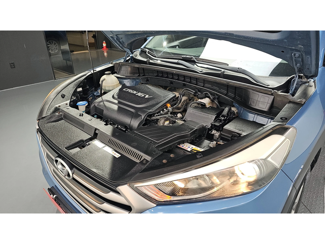 Hyundai Tucson 2.0 4WD STYLE autogeorge.com - автомобили, коли, обяви за нови и употребявани 5