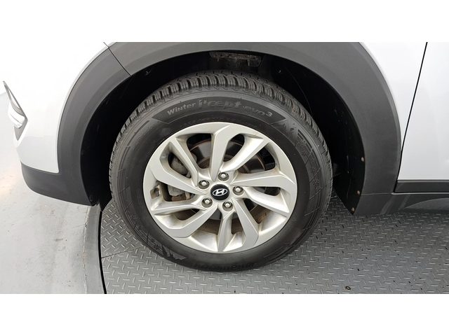 Hyundai Tucson 2.0 4WD MODERN autogeorge.com - автомобили, коли, обяви за нови и употребявани 4