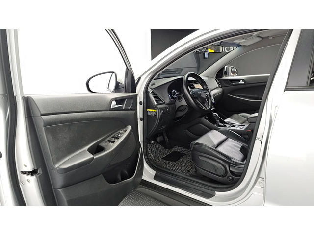 Hyundai Tucson 2.0 4WD MODERN autogeorge.com - автомобили, коли, обяви за нови и употребявани 9