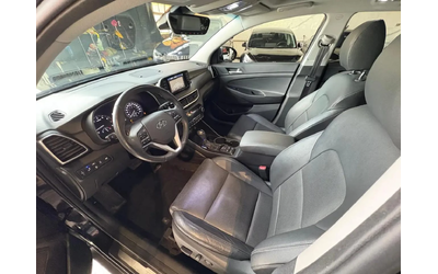 Hyundai Tucson * LUXURY* BLIND SPOTS* 360CAM* PANO* - автомобили, коли, обяви за нови и употребявани 9