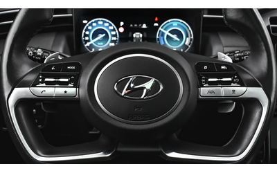 Hyundai Tucson 1.6 T-GDi PREMIUM Plug-in Hybrid 4x4 Automatic - автомобили, коли, обяви за нови и употребявани 8