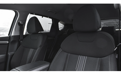 Hyundai Tucson 1.6 T-GDi COMFORT Hybrid Automatic - автомобили, коли, обяви за нови и употребявани 9