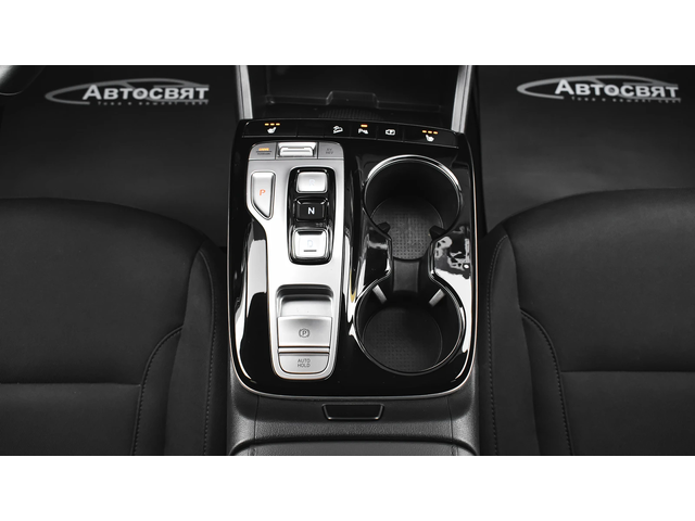 Hyundai Tucson 1.6 T-GDi COMFORT Plug-in Hybrid 4x4 Automatic - автомобили, коли, обяви за нови и употребявани 11