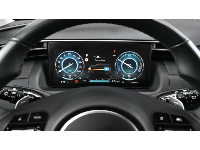 Hyundai Tucson 1.6 T-GDi COMFORT Plug-in Hybrid 4x4 Automatic - автомобили, коли, обяви за нови и употребявани 12