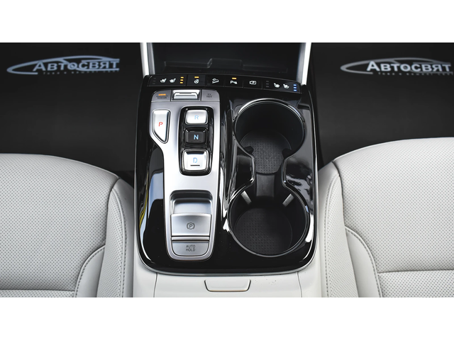 Hyundai Tucson 1.6 T-GDi PREMIUM Plug-in Hybrid 4x4 Automatic - автомобили, коли, обяви за нови и употребявани 10