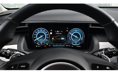 Hyundai Tucson 1.6 T-GDi PREMIUM Plug-in Hybrid 4x4 Automatic - автомобили, коли, обяви за нови и употребявани 11