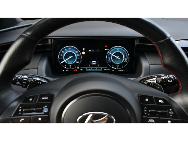 Hyundai Tucson 1.6 T-GDi N LINE Plug-in Hybrid 4x4 Automatic - автомобили, коли, обяви за нови и употребявани 11