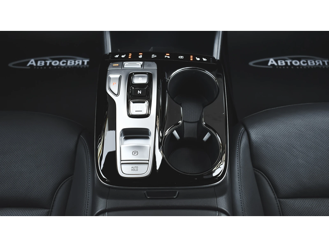 Hyundai Tucson 1.6 T-GDi PREMIUM Plug-in Hybrid 4x4 Automatic - автомобили, коли, обяви за нови и употребявани 10