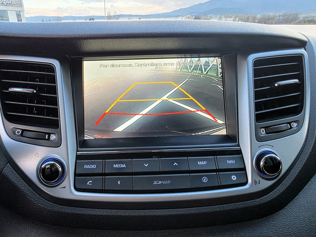 Hyundai Tucson 1.7CRDI/141kc/Aвтоматик/2WD/Xpossible - автомобили, коли, обяви за нови и употребявани 10