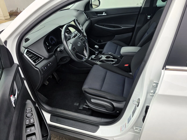 Hyundai Tucson 1.7CRDI/115/2WD/Xpossible - автомобили, коли, обяви за нови и употребявани 6