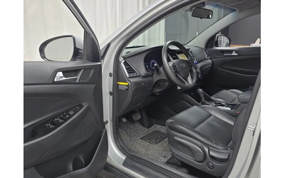 Hyundai Tucson 2.0 4Wd Style - автомобили, коли, обяви за нови и употребявани 10