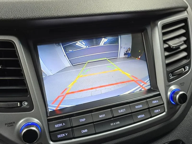 Hyundai Tucson 2.0 4Wd Style - автомобили, коли, обяви за нови и употребявани 14