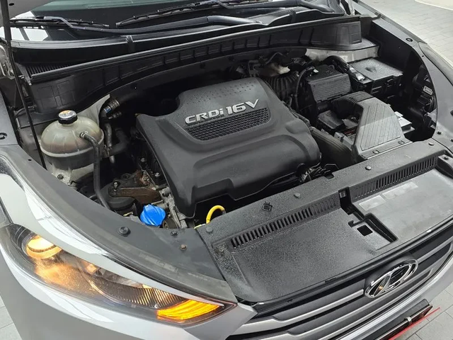 Hyundai Tucson 2.0 4Wd Style - автомобили, коли, обяви за нови и употребявани 5