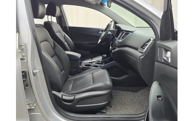 Hyundai Tucson 2.0 4Wd Style - автомобили, коли, обяви за нови и употребявани 9