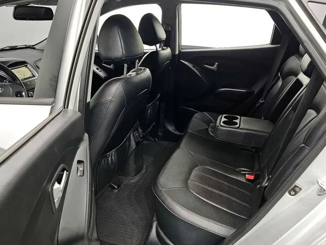 Hyundai Tucson 4Wd Smart - автомобили, коли, обяви за нови и употребявани 10