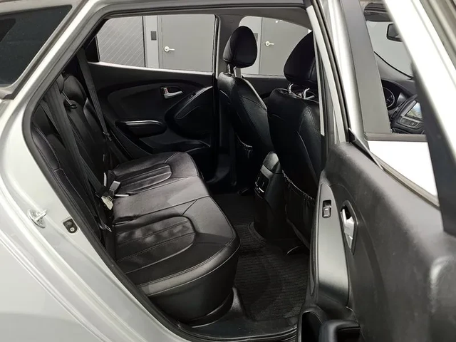 Hyundai Tucson 4Wd Smart - автомобили, коли, обяви за нови и употребявани 11