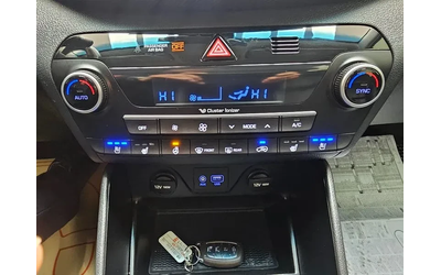 Hyundai Tucson Diesel 2.0 4Wd Smart - автомобили, коли, обяви за нови и употребявани 13