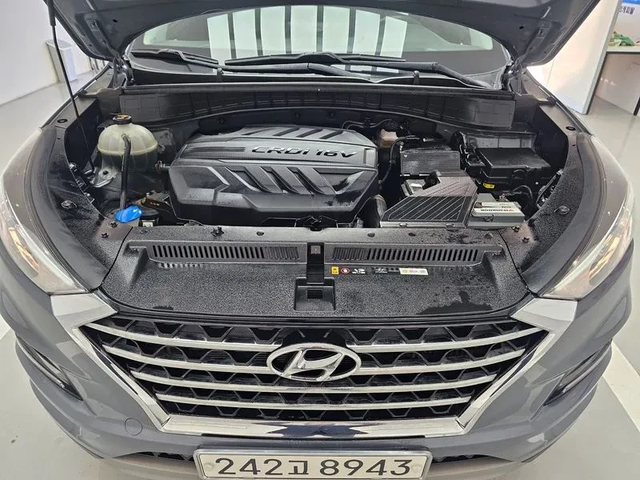 Hyundai Tucson Diesel 2.0 4Wd Smart - автомобили, коли, обяви за нови и употребявани 5